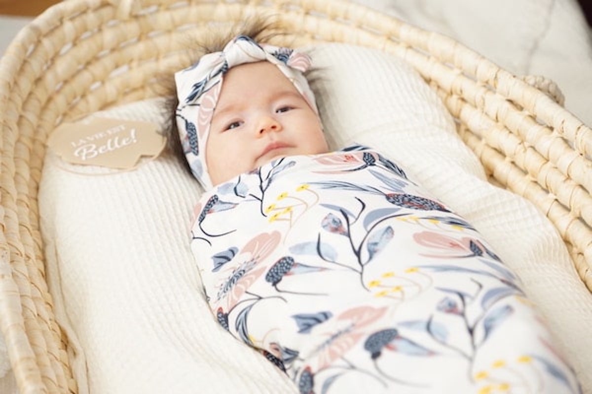 LES BIENFAITS DE L'EMMAILLOTAGE