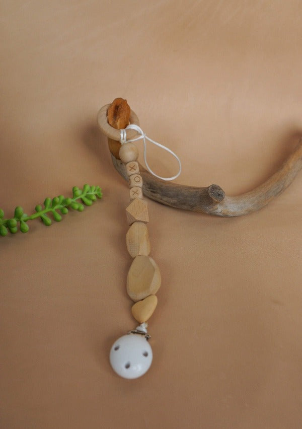 Stuff & cie : attache suce en bois