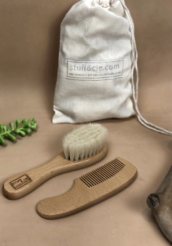 Natural wooden comb and brush set