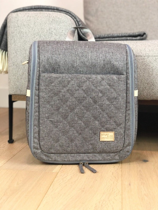 Sac à couches gris + Lit de voyage pour bébé